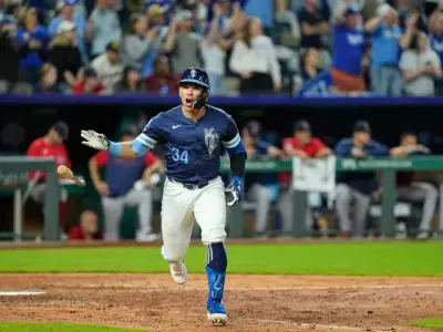Freddy Fermin hits a 12th-inning single to give Royals 2-1 win over Red Sox