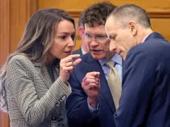 Livestream: Karen Read trial resumes after jurors hear about expletive-laced voicemails, search for evidence