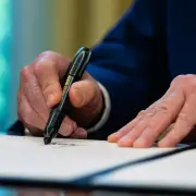 In Birthright Citizenship Case, Supreme Court Examines the Power of District Judges
